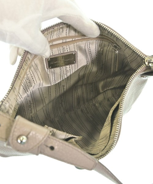 Salvatore Ferragamo กระเป๋าถือ