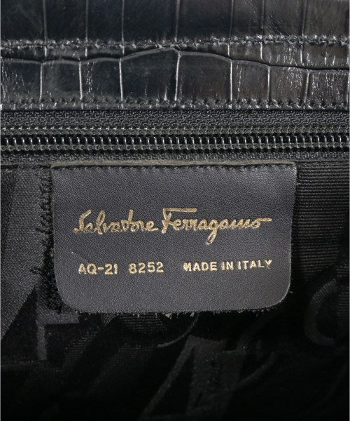 Salvatore Ferragamo กระเป๋าถือ