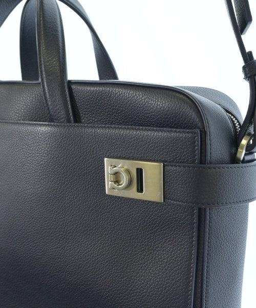 Salvatore Ferragamo กระเป๋าธุรกิจ