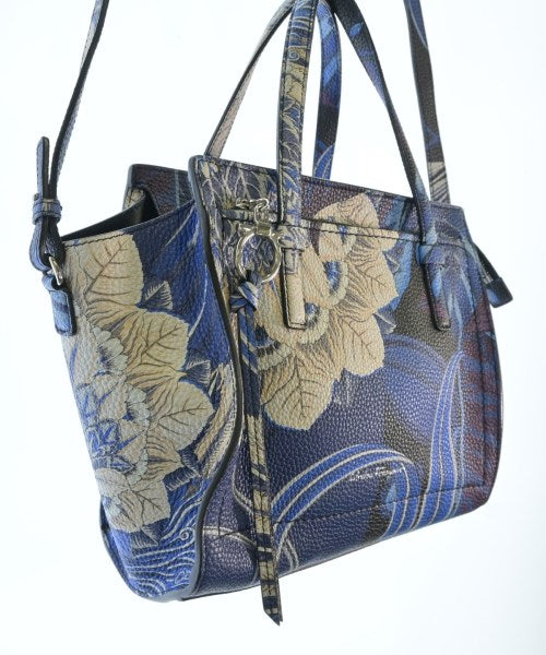 Salvatore Ferragamo กระเป๋าถือ