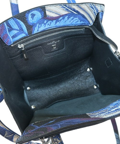 Salvatore Ferragamo กระเป๋าถือ