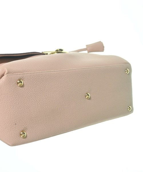 Salvatore Ferragamo กระเป๋าถือขนาดใหญ่