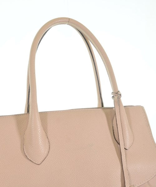 Salvatore Ferragamo กระเป๋าถือขนาดใหญ่