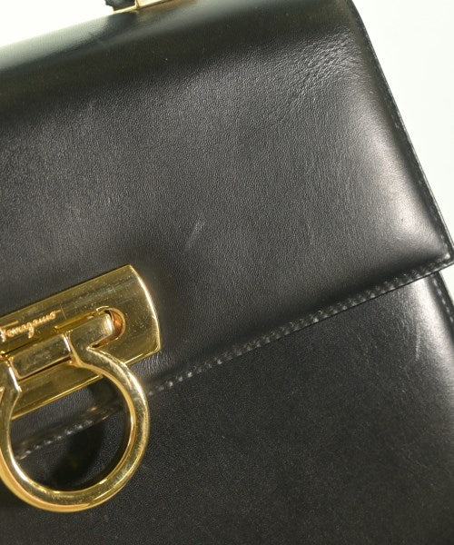 Salvatore Ferragamo กระเป๋าถือ