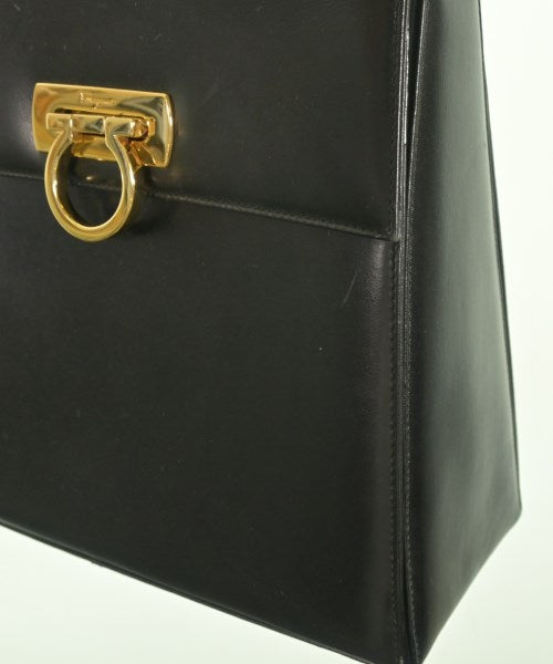Salvatore Ferragamo กระเป๋าถือ