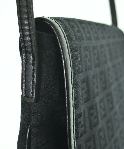 FENDI กระเป๋าสะพาย