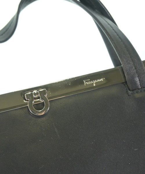 Salvatore Ferragamo กระเป๋าถือ