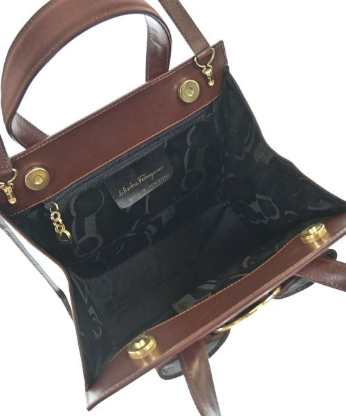 Salvatore Ferragamo กระเป๋าถือ