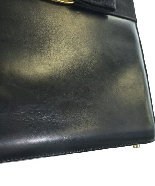 Salvatore Ferragamo กระเป๋าถือ