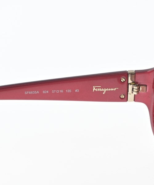 Salvatore Ferragamo แว่นกันแดด