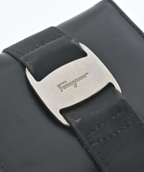 Salvatore Ferragamo กระเป๋าสตางค์/กระเป๋าใส่เหรียญ
