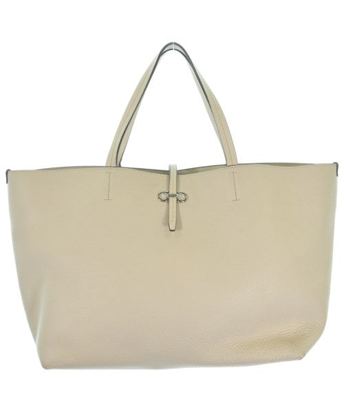 Salvatore Ferragamo กระเป๋าถือขนาดใหญ่