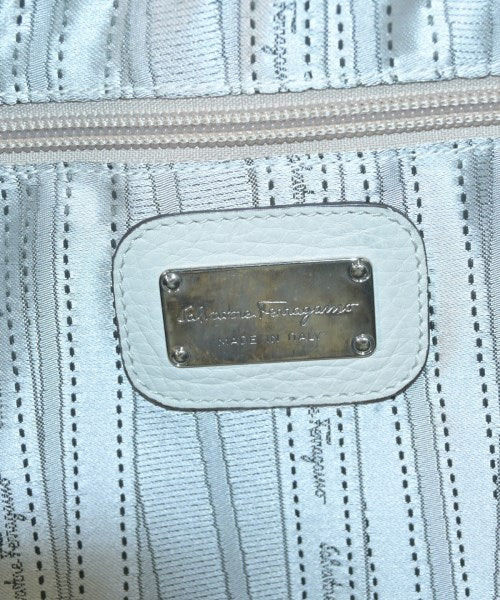 Salvatore Ferragamo กระเป๋าถือขนาดใหญ่