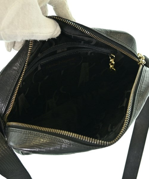 Salvatore Ferragamo กระเป๋าสะพาย
