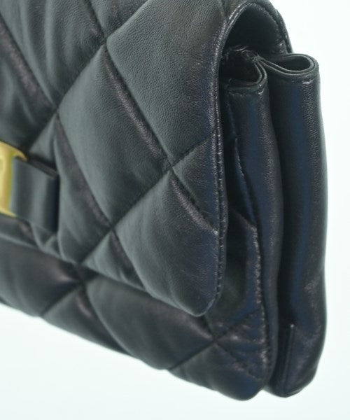 Salvatore Ferragamo กระเป๋าสะพาย
