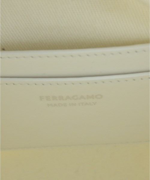 Salvatore Ferragamo กระเป๋าถือ