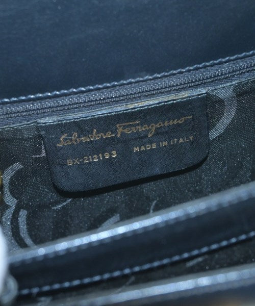 Salvatore Ferragamo กระเป๋าถือ