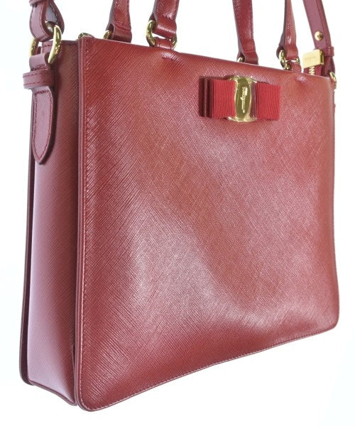 Salvatore Ferragamo กระเป๋าสะพาย