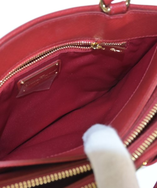 Salvatore Ferragamo กระเป๋าสะพาย