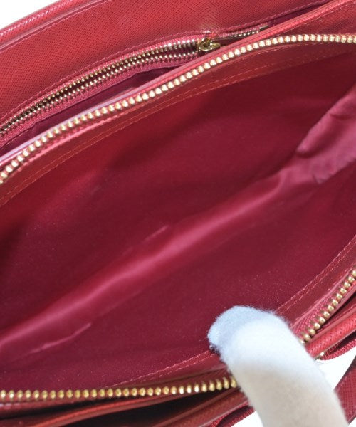Salvatore Ferragamo กระเป๋าสะพาย