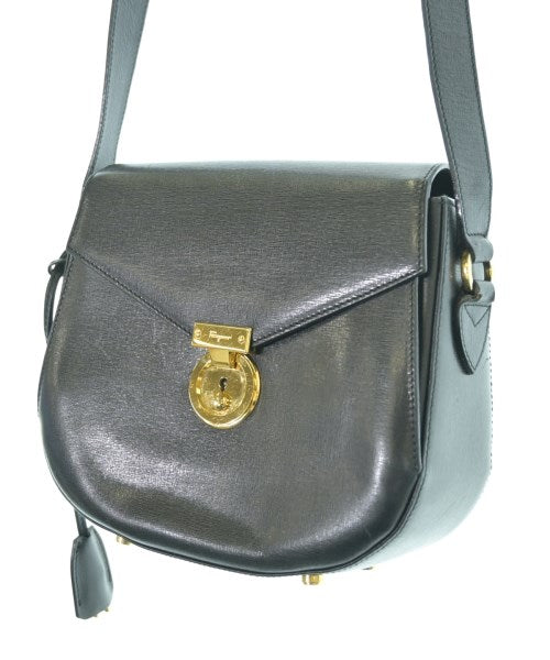 Salvatore Ferragamo กระเป๋าสะพาย