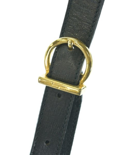 Salvatore Ferragamo กระเป๋าสะพาย