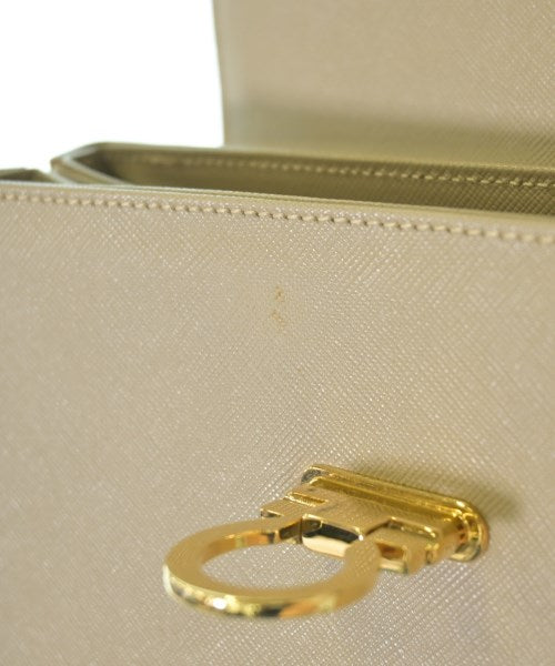 Salvatore Ferragamo กระเป๋าถือ