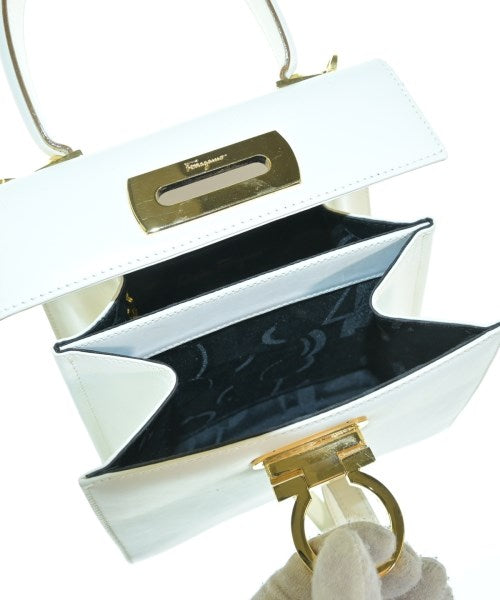 Salvatore Ferragamo กระเป๋าถือ