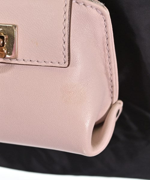 Salvatore Ferragamo กระเป๋า อื่น