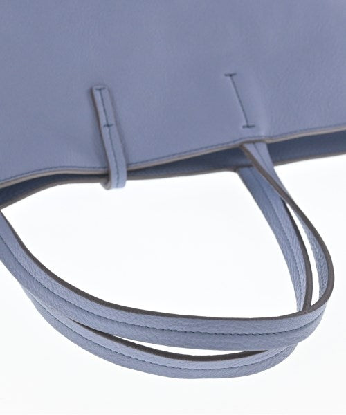Salvatore Ferragamo กระเป๋าถือขนาดใหญ่