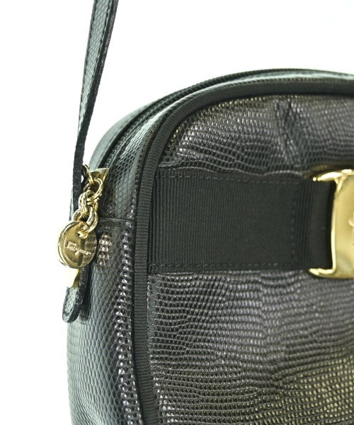 Salvatore Ferragamo กระเป๋าสะพาย