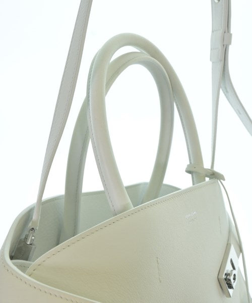 Salvatore Ferragamo กระเป๋าถือ