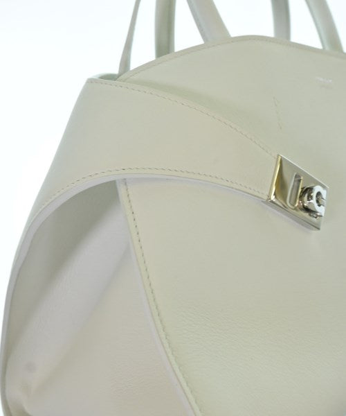 Salvatore Ferragamo กระเป๋าถือ