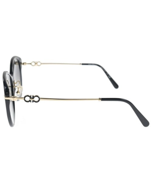 Salvatore Ferragamo แว่นกันแดด