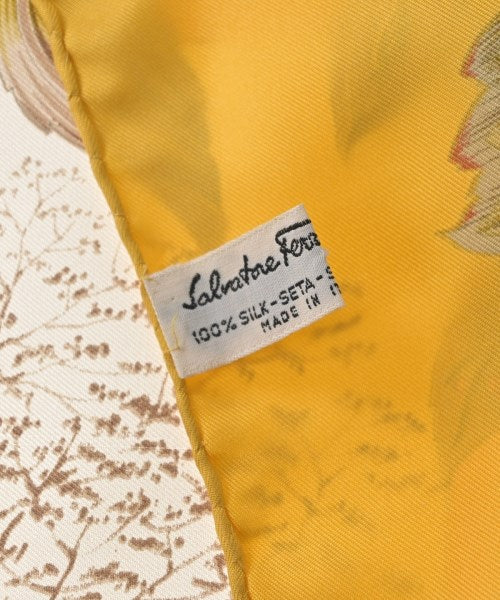 Salvatore Ferragamo ผ้าพันคอ