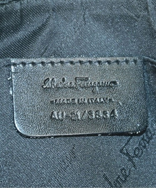 Salvatore Ferragamo กระเป๋าสะพาย