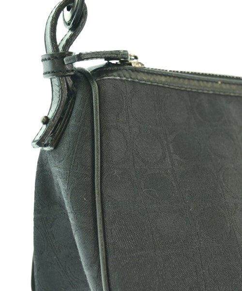 Salvatore Ferragamo กระเป๋าสะพาย