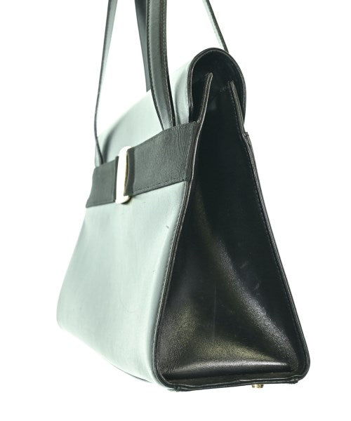 Salvatore Ferragamo กระเป๋าสะพาย