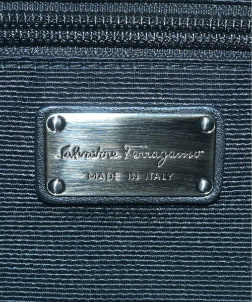 Salvatore Ferragamo กระเป๋าถือ
