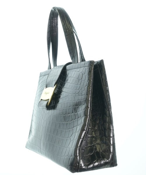 Salvatore Ferragamo กระเป๋าถือ