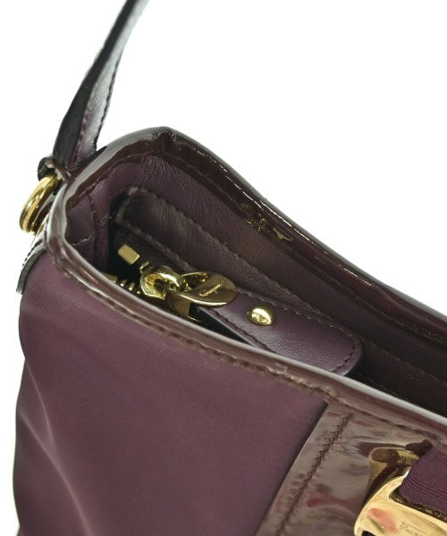 Salvatore Ferragamo กระเป๋าสะพาย