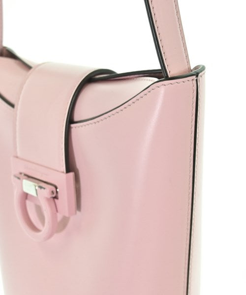 Salvatore Ferragamo กระเป๋าถือ