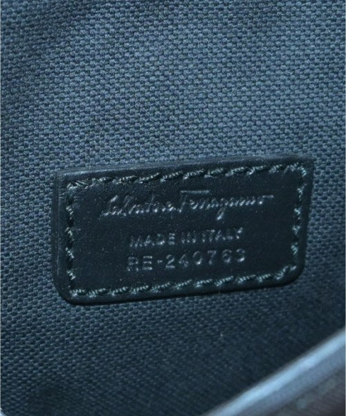Salvatore Ferragamo กระเป๋าสะพาย