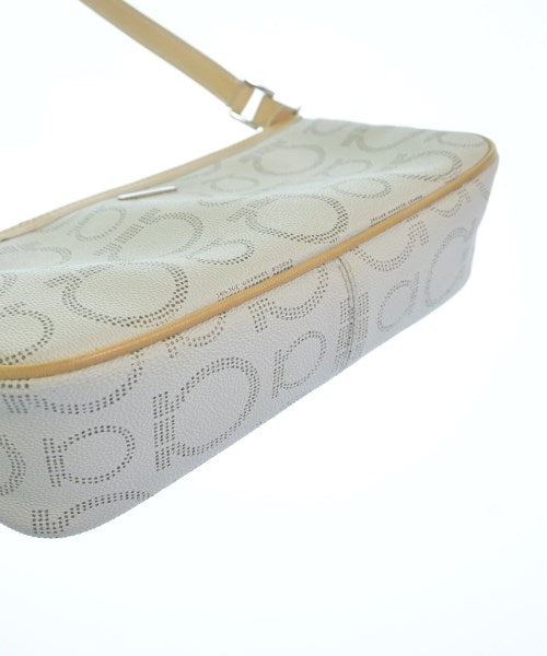 Salvatore Ferragamo กระเป๋าสะพาย