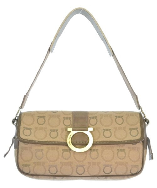 Salvatore Ferragamo กระเป๋าสะพาย