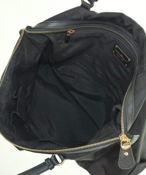 Salvatore Ferragamo กระเป๋าถือขนาดใหญ่