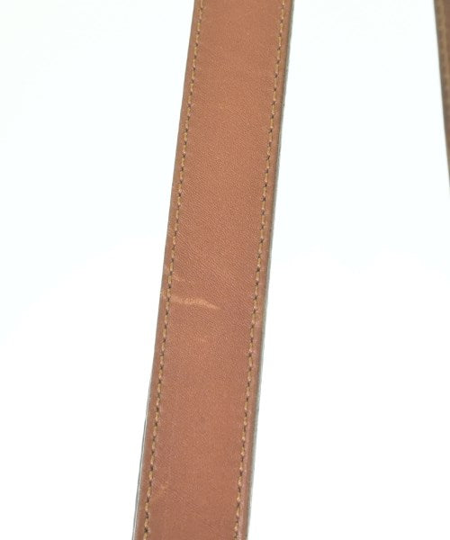 Salvatore Ferragamo กระเป๋าถือขนาดใหญ่