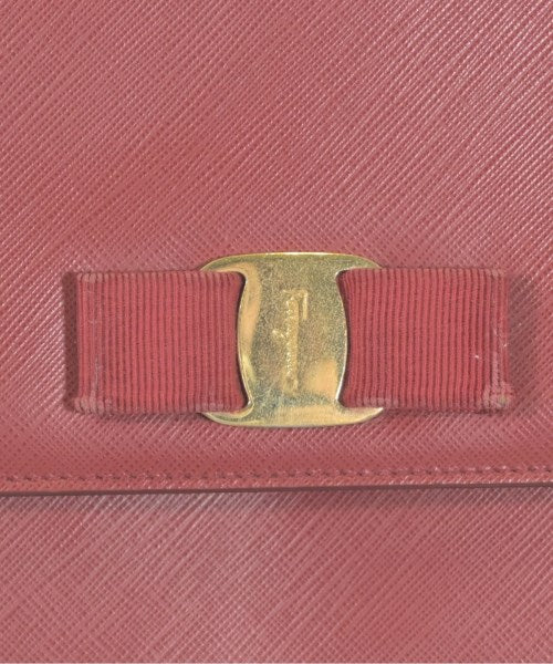 Salvatore Ferragamo กระเป๋าสะพาย
