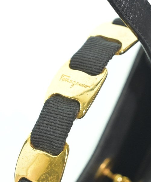 Salvatore Ferragamo กระเป๋าถือ