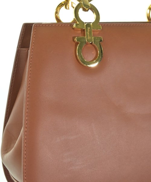 Salvatore Ferragamo กระเป๋าถือ